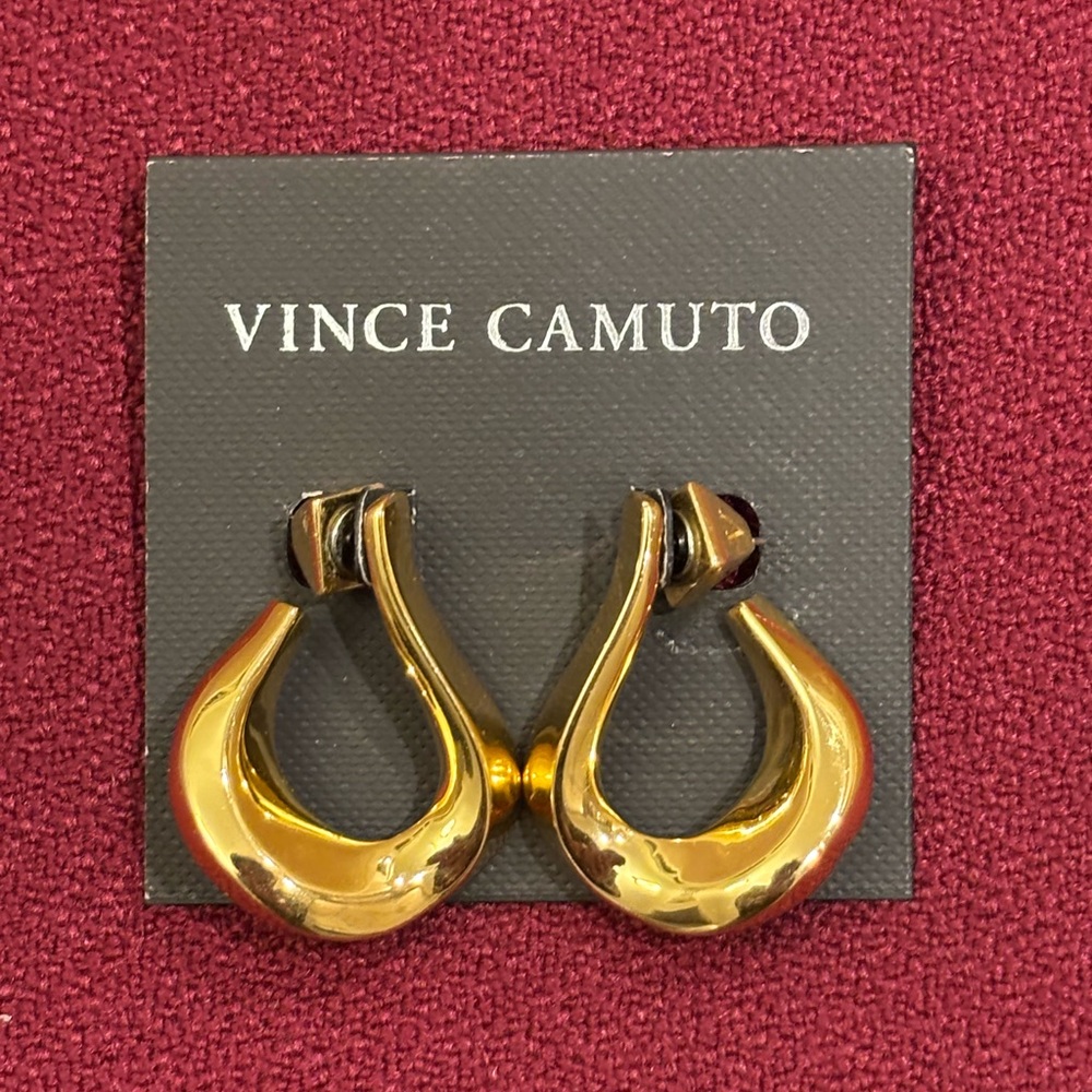 VINCE CAMUTO OVAL GOLDTONE Earrings. EUC